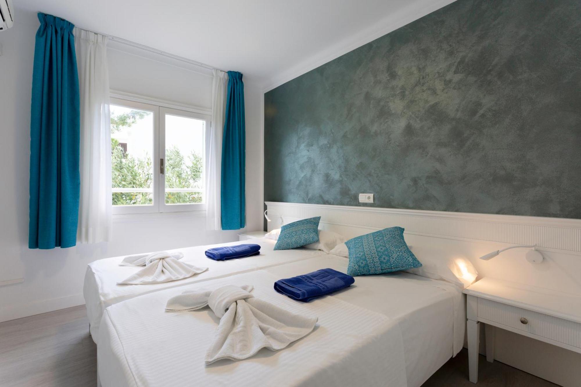 Ferrera Suites Cala Ferrera  Exteriör bild