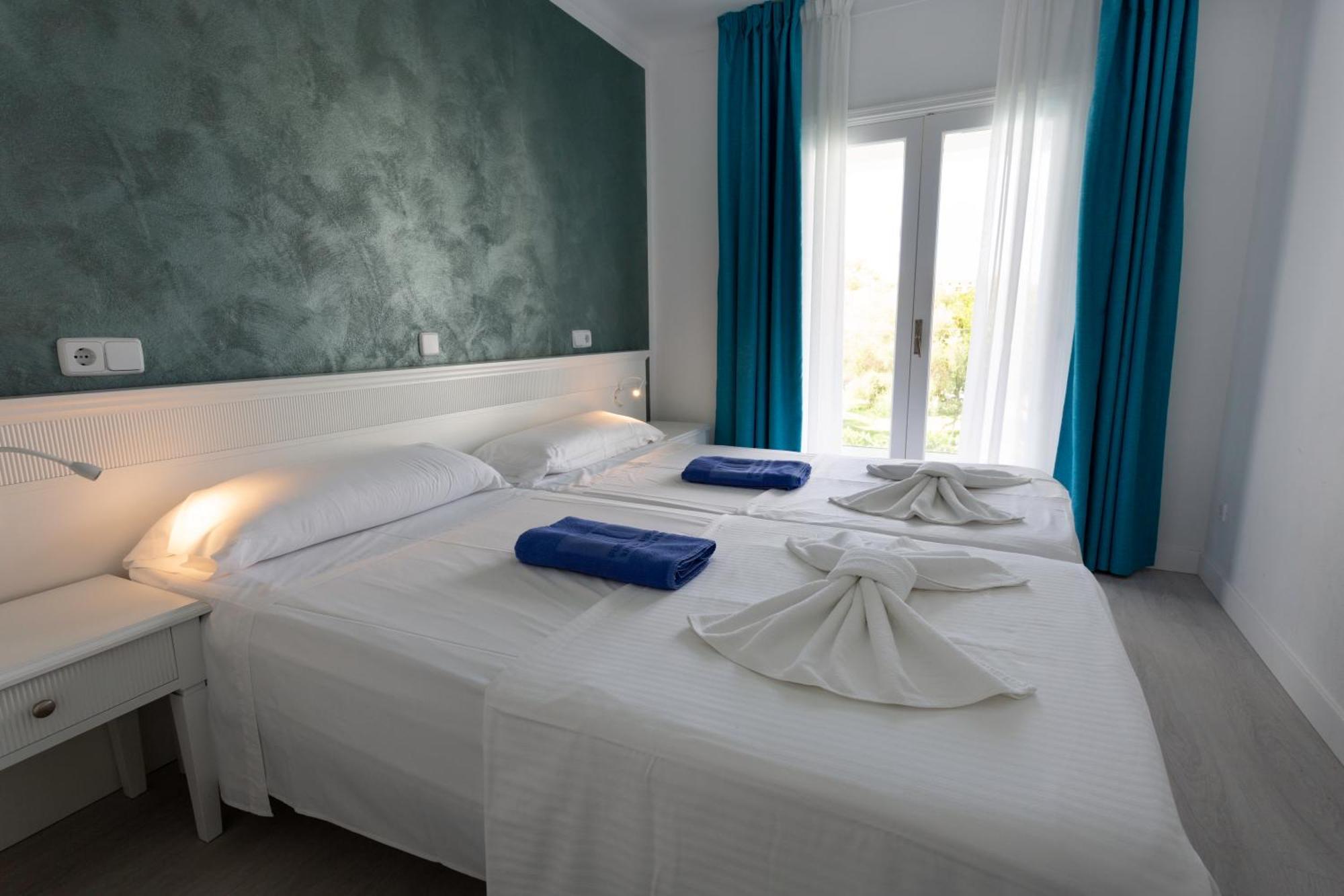 Ferrera Suites Cala Ferrera  Exteriör bild